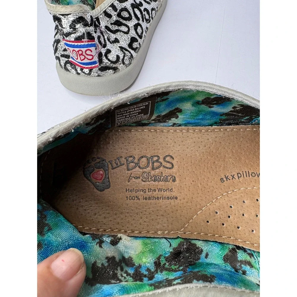 Skechers‎ Bobs Womens Leopard Sequin Slip On Flats Silver Black SN 85040L Size 6